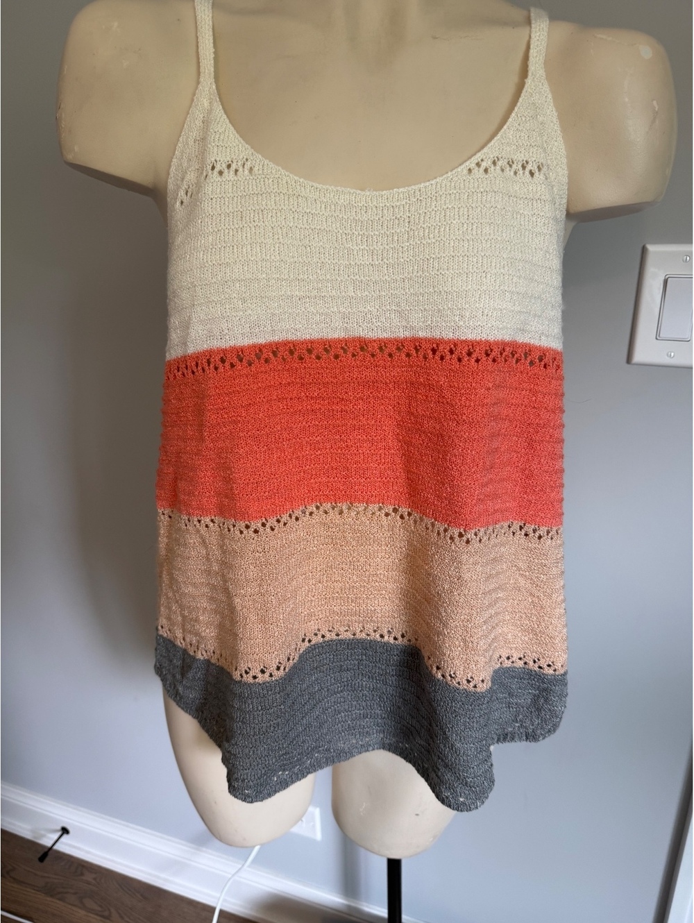 Colorblock Knit Women's Tank Top with Strappy Sleeves